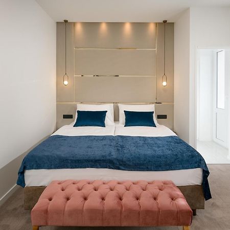 Flos Luxury Rooms Split Buitenkant foto