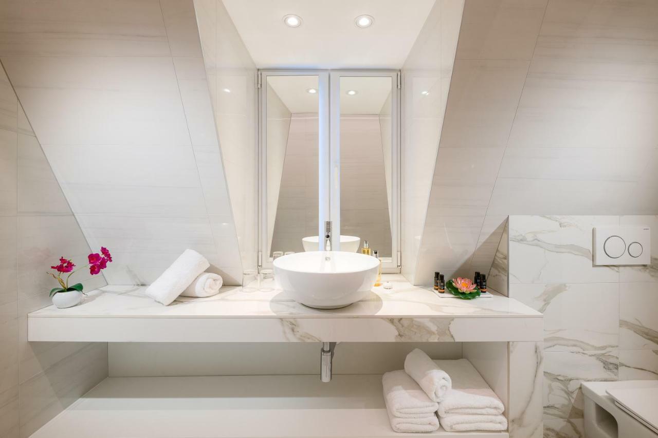 Flos Luxury Rooms Split Buitenkant foto