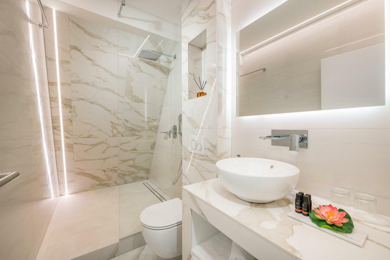 Flos Luxury Rooms Split Buitenkant foto