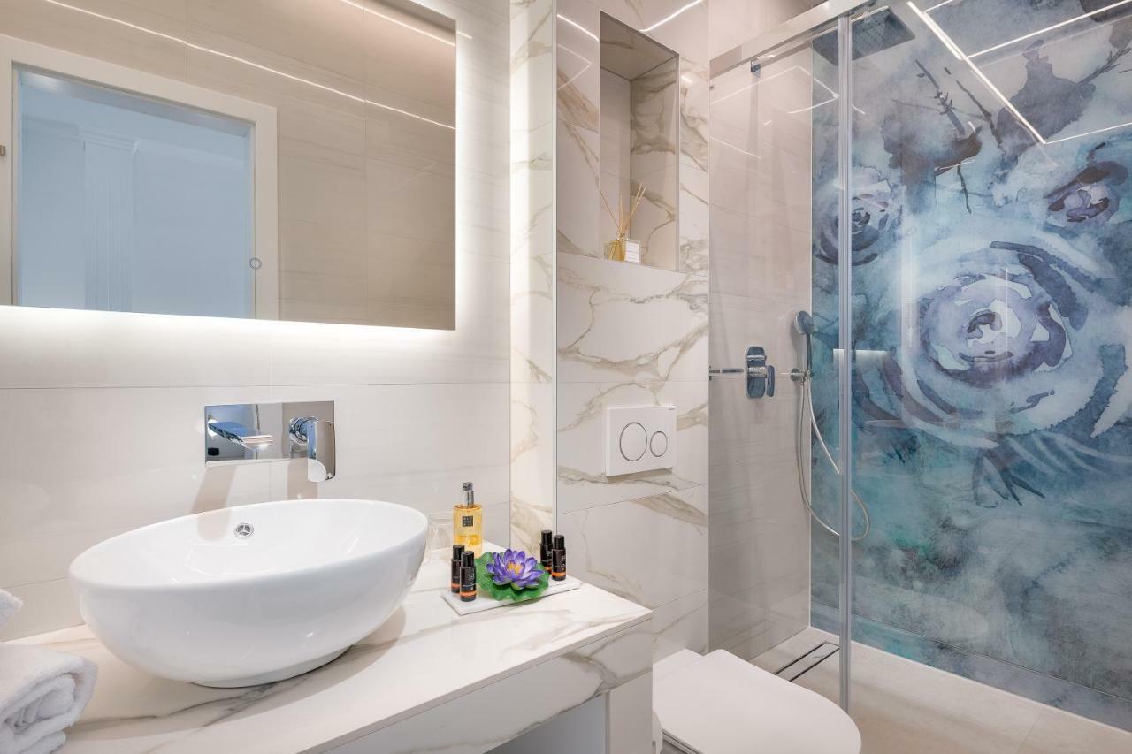 Flos Luxury Rooms Split Buitenkant foto