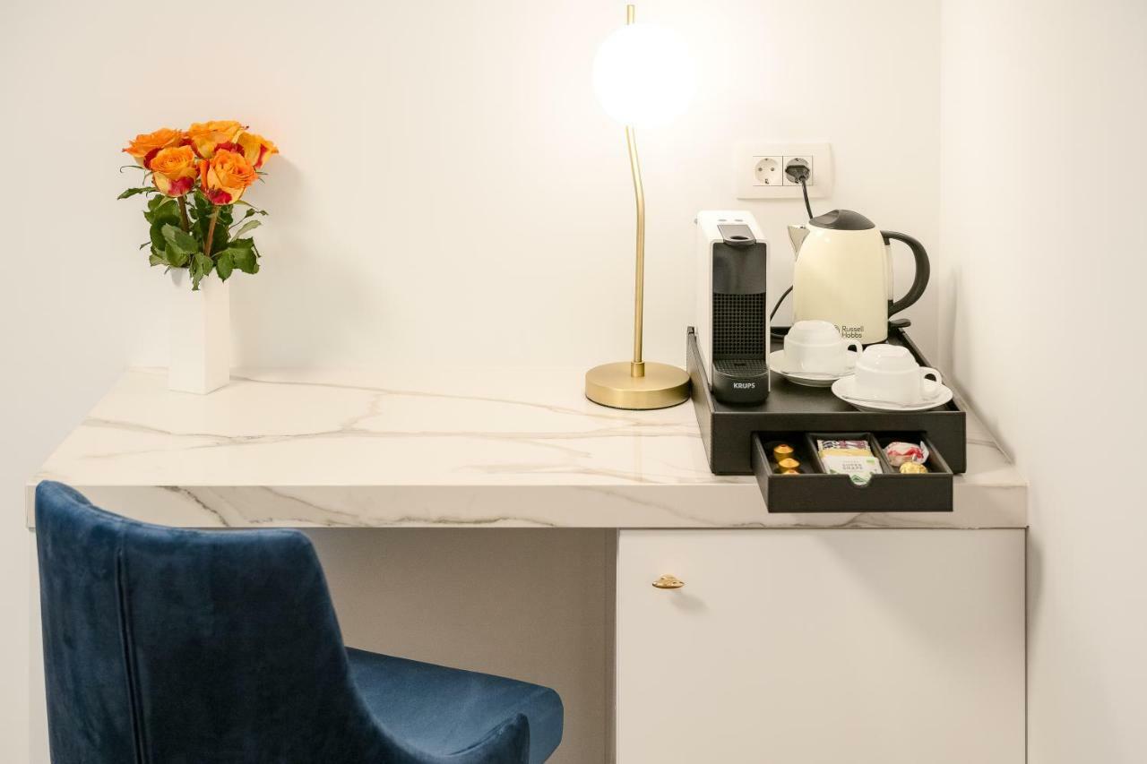Flos Luxury Rooms Split Buitenkant foto
